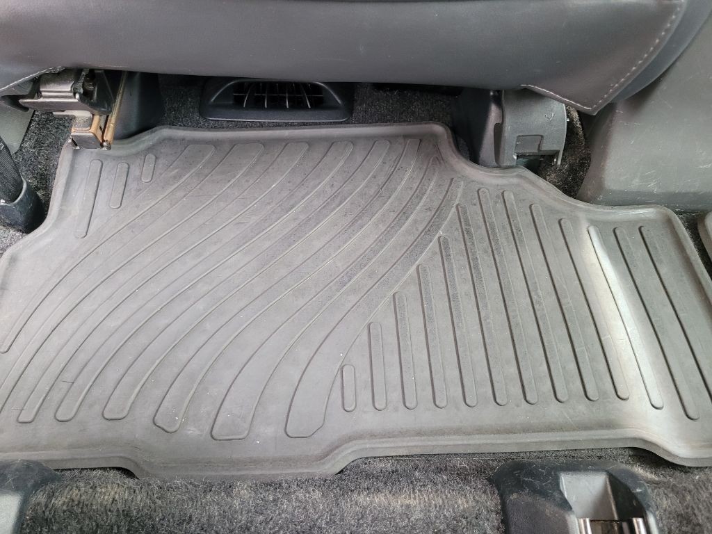 2013 Toyota Prius Image 44