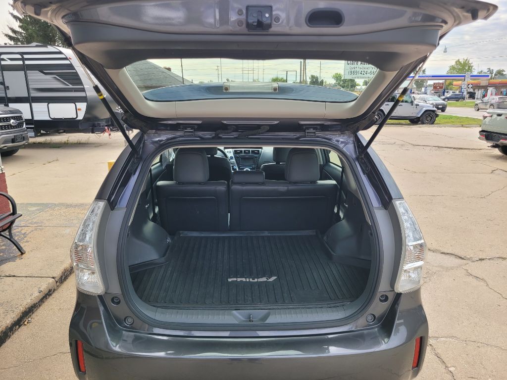 2013 Toyota Prius Image 47