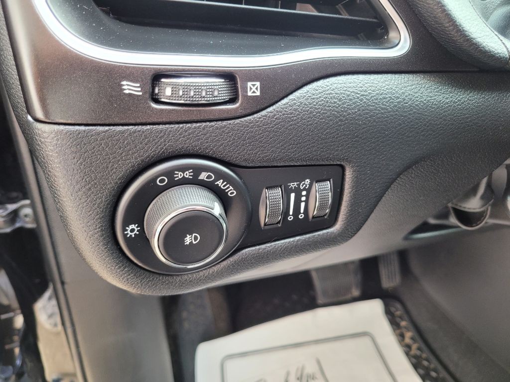 2020 Jeep Cherokee Image 23