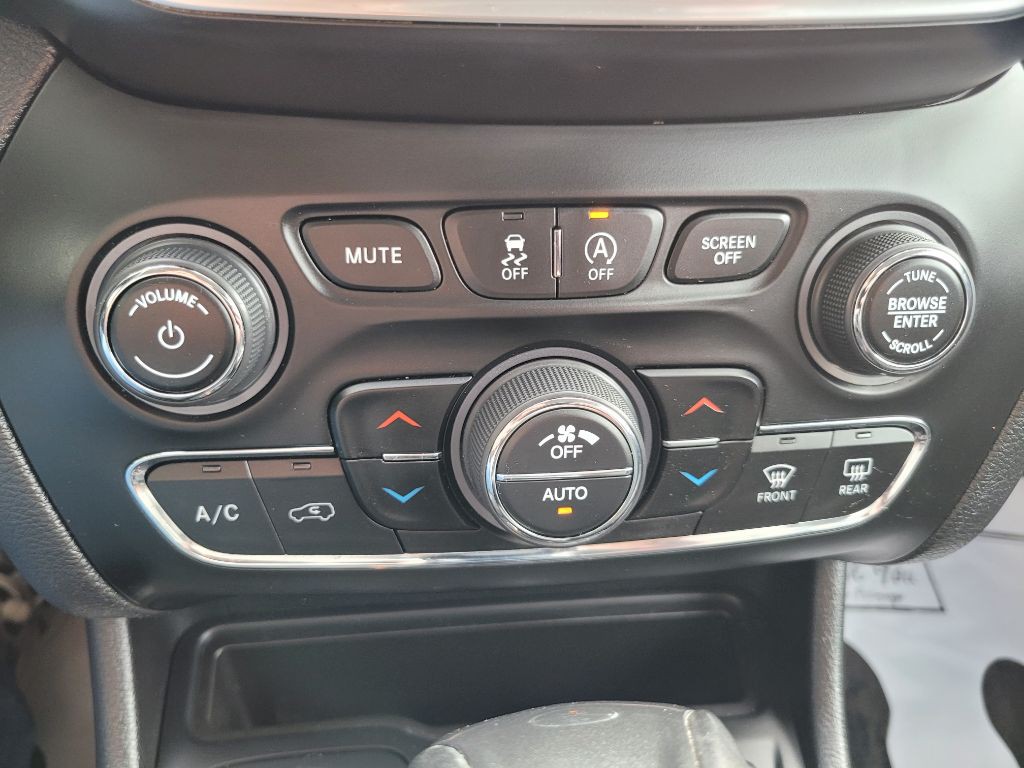 2020 Jeep Cherokee Image 33