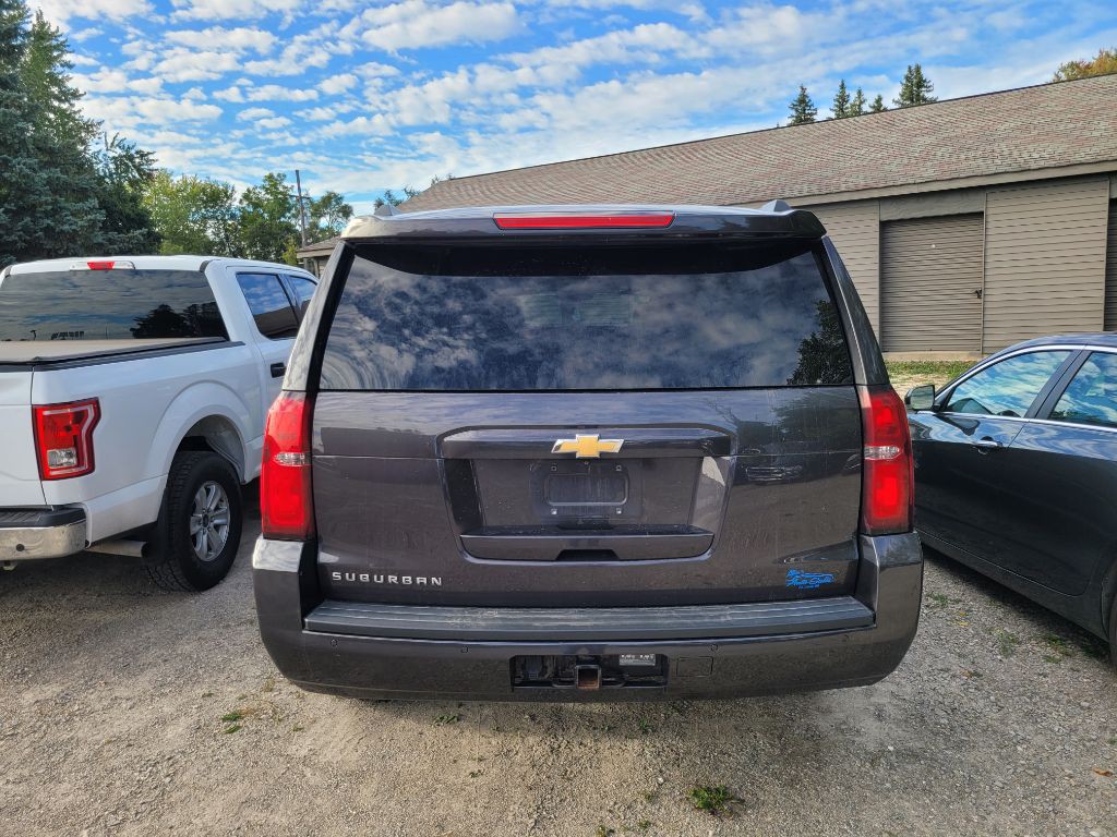 2017 Chevrolet Suburban Image 7