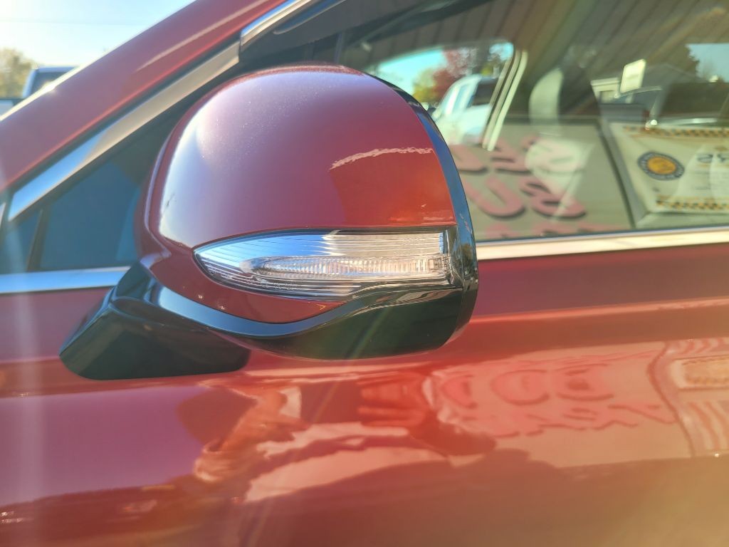2019 Hyundai Santa Fe Image 16
