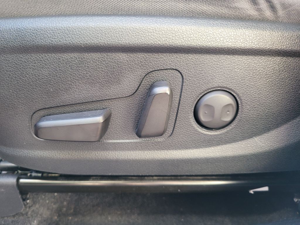 2019 Hyundai Santa Fe Image 22