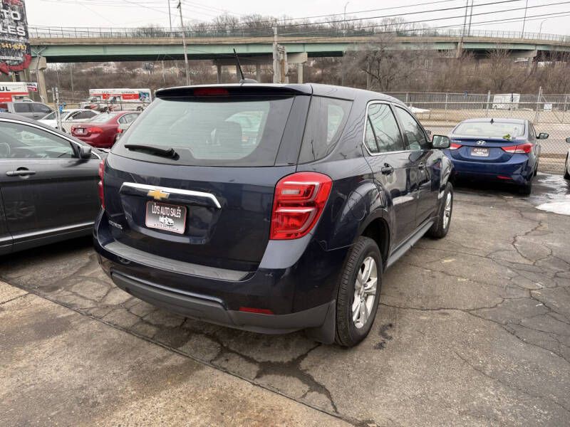 2017 Chevrolet Equinox Image 4