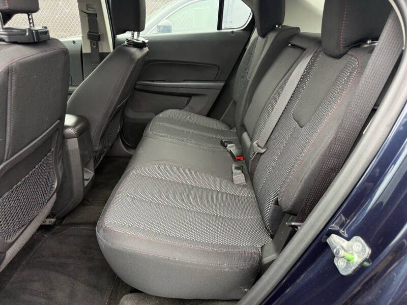 2017 Chevrolet Equinox Image 11