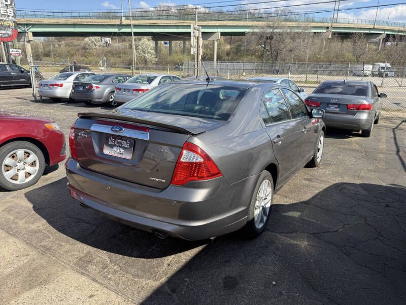 2011 Ford Fusion Image 4