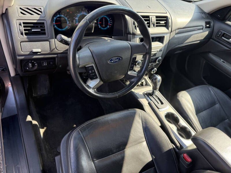 2011 Ford Fusion Image 5