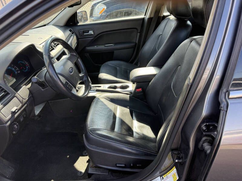 2011 Ford Fusion Image 6