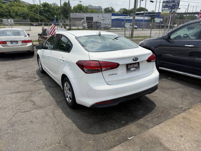 2018 Kia Forte Image 3