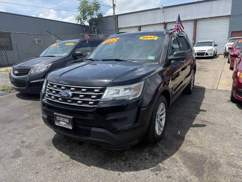 2017 Ford Explorer Image 2