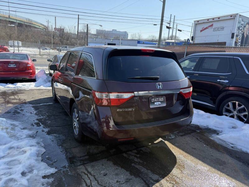 2012 Honda Odyssey Image 4