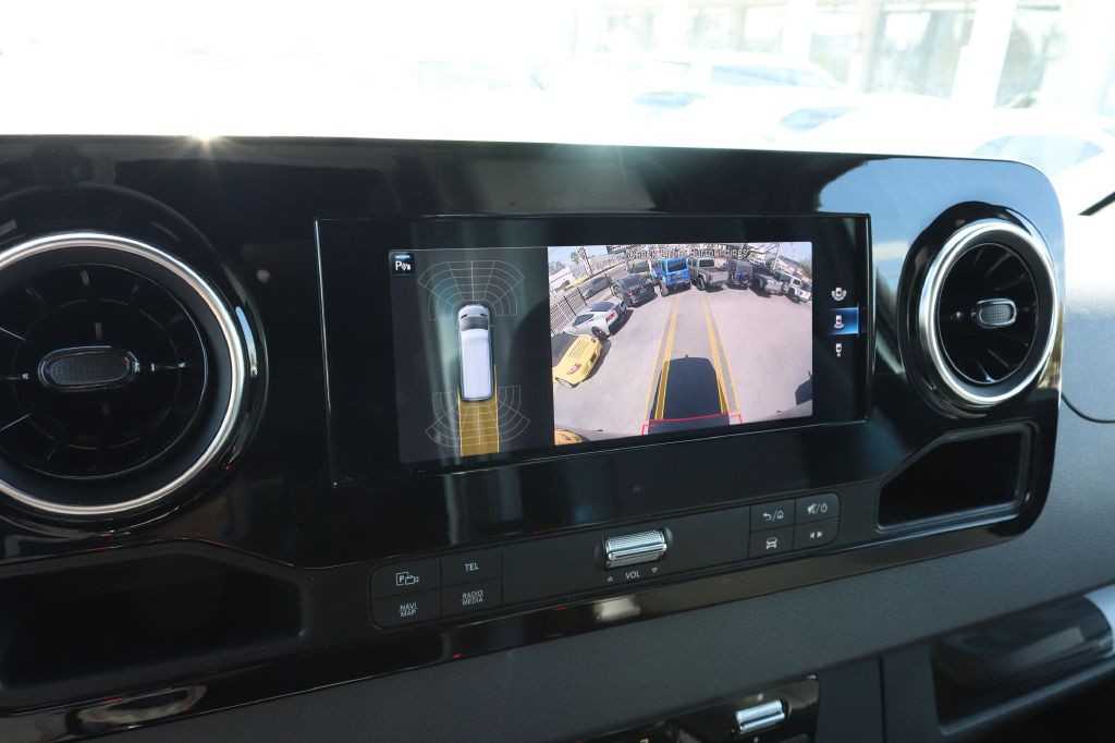 2022 Mercedes-Benz Sprinter Image 36