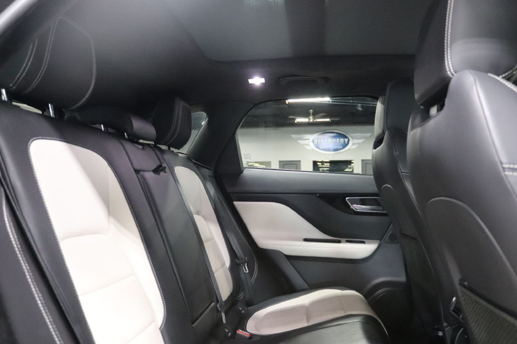 2020 Jaguar F-PACE Image 29
