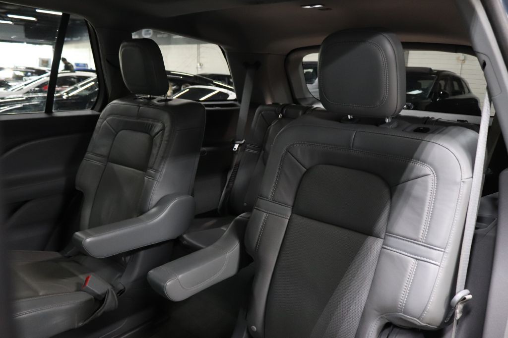 2021 Lincoln Aviator Image 14