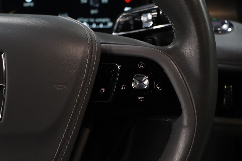 2021 Lincoln Aviator Image 29