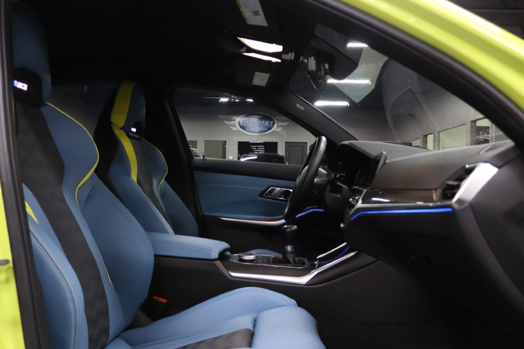 2022 BMW M3 Image 22