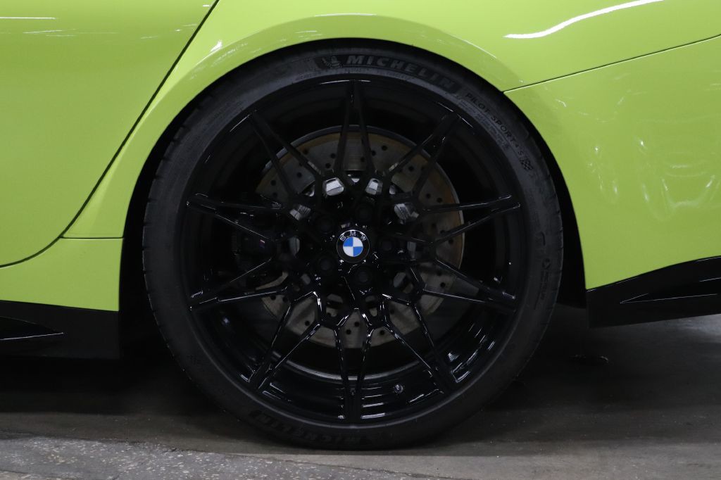 2022 BMW M3 Image 38