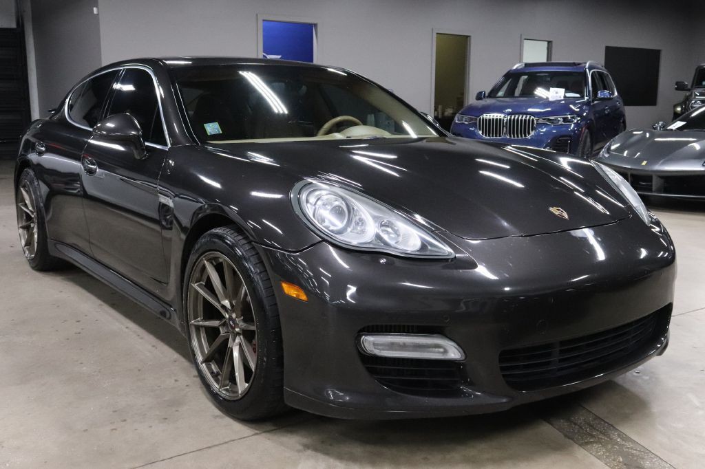 2010 Porsche Panamera Image 7