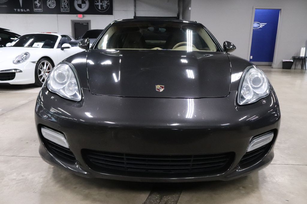 2010 Porsche Panamera Image 8