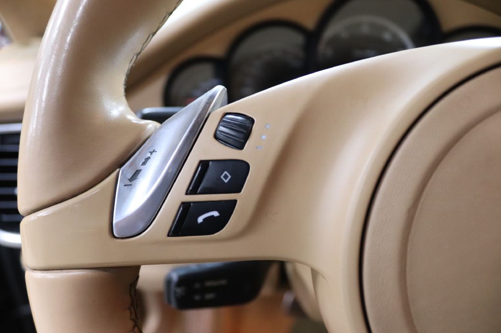 2010 Porsche Panamera Image 13