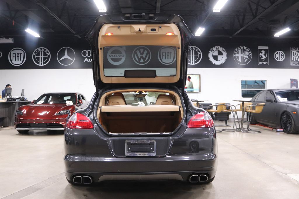 2010 Porsche Panamera Image 25