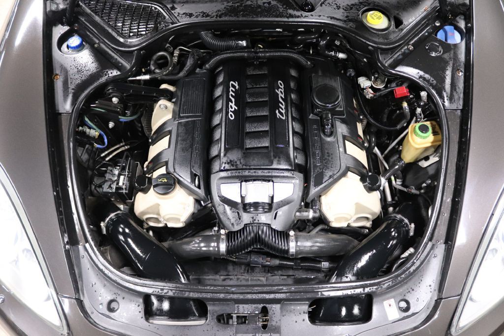 2010 Porsche Panamera Image 36