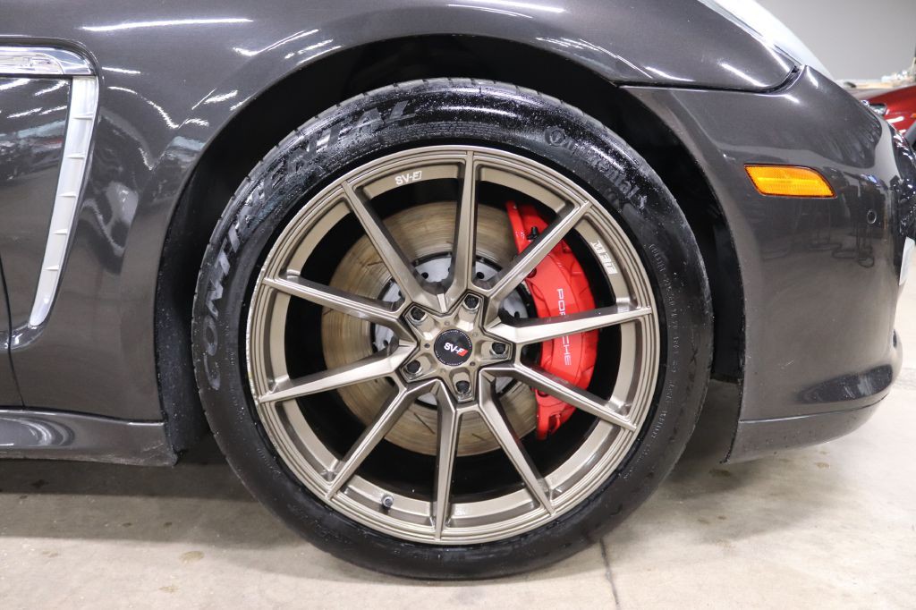 2010 Porsche Panamera Image 40