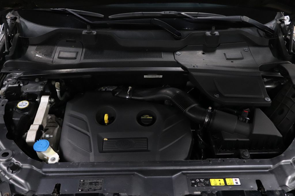 2017 Land Rover Discovery Sport Image 26