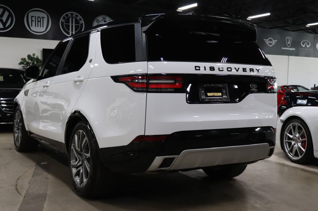 2020 Land Rover Discovery Image 3