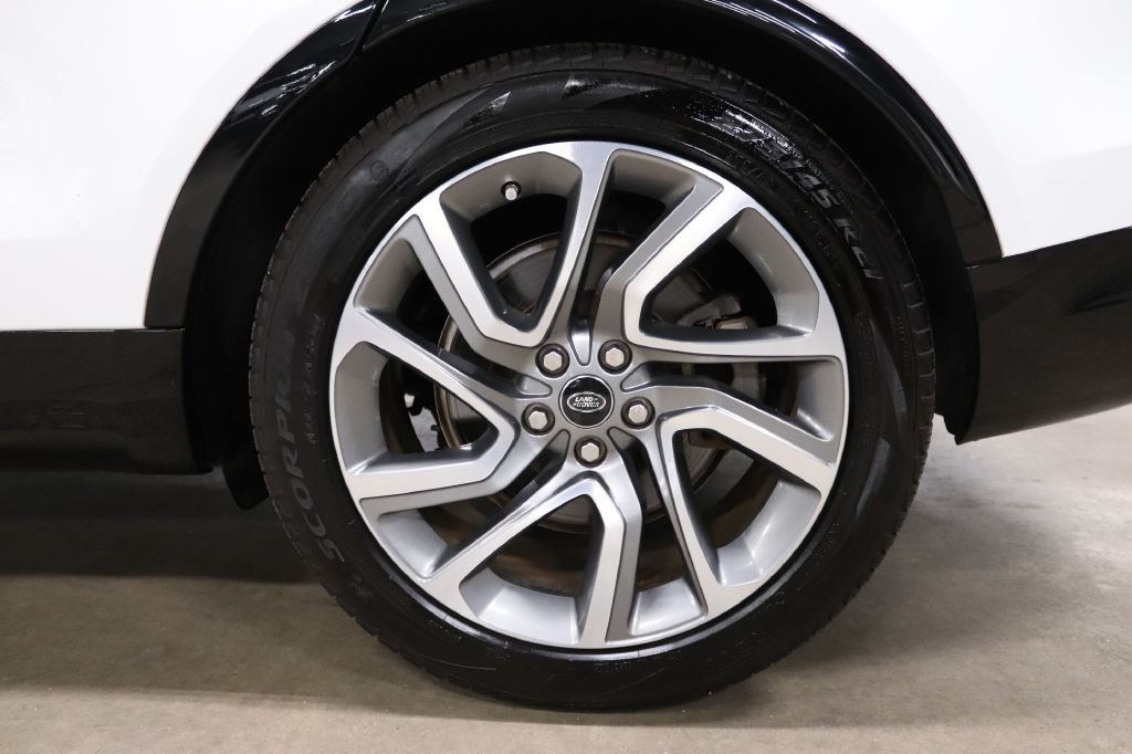 2020 Land Rover Discovery Image 36