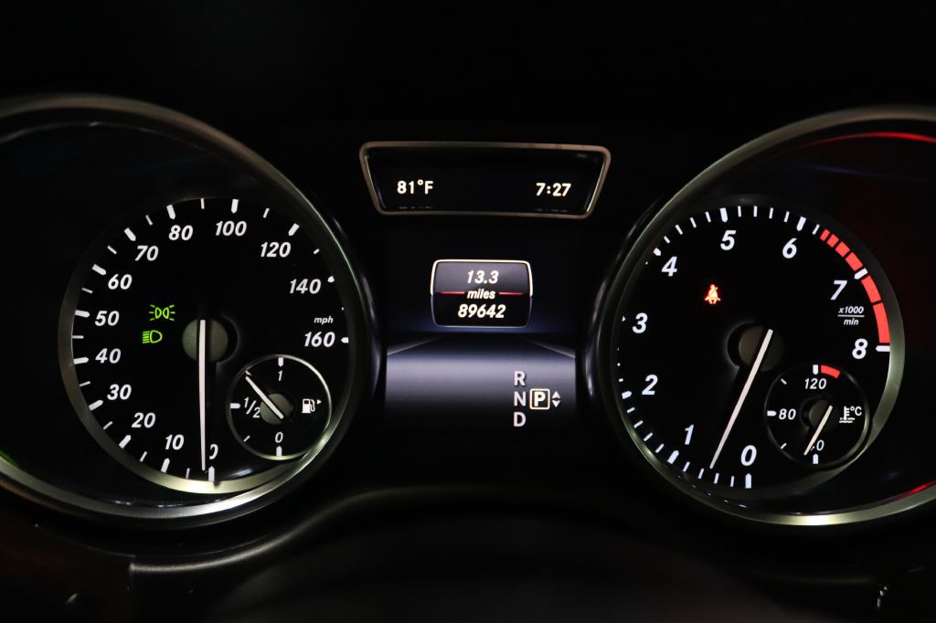 2015 Mercedes-Benz GL-Class Image 18