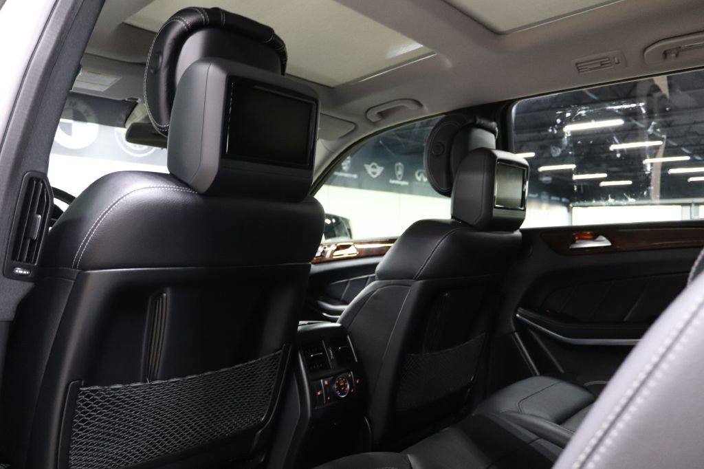 2015 Mercedes-Benz GL-Class Image 21