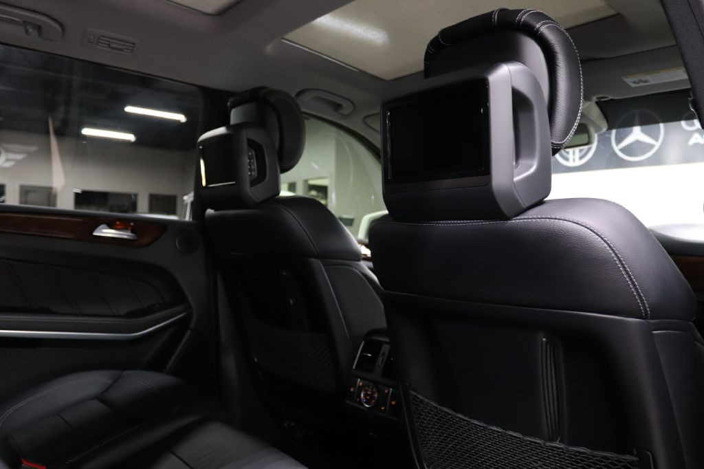 2015 Mercedes-Benz GL-Class Image 28