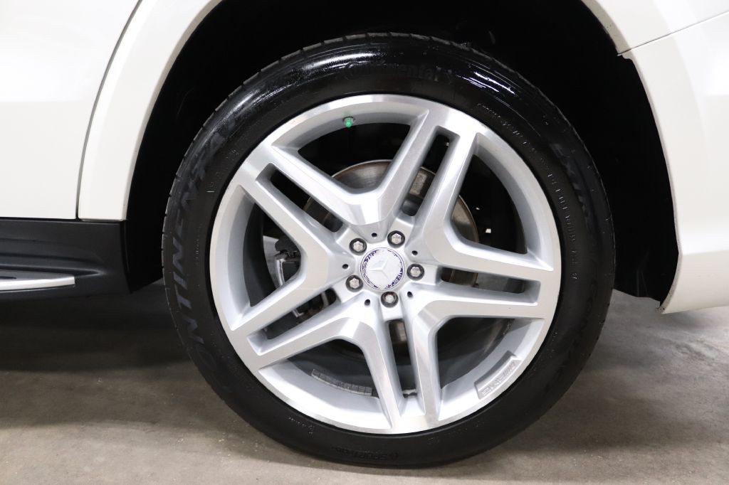 2015 Mercedes-Benz GL-Class Image 36