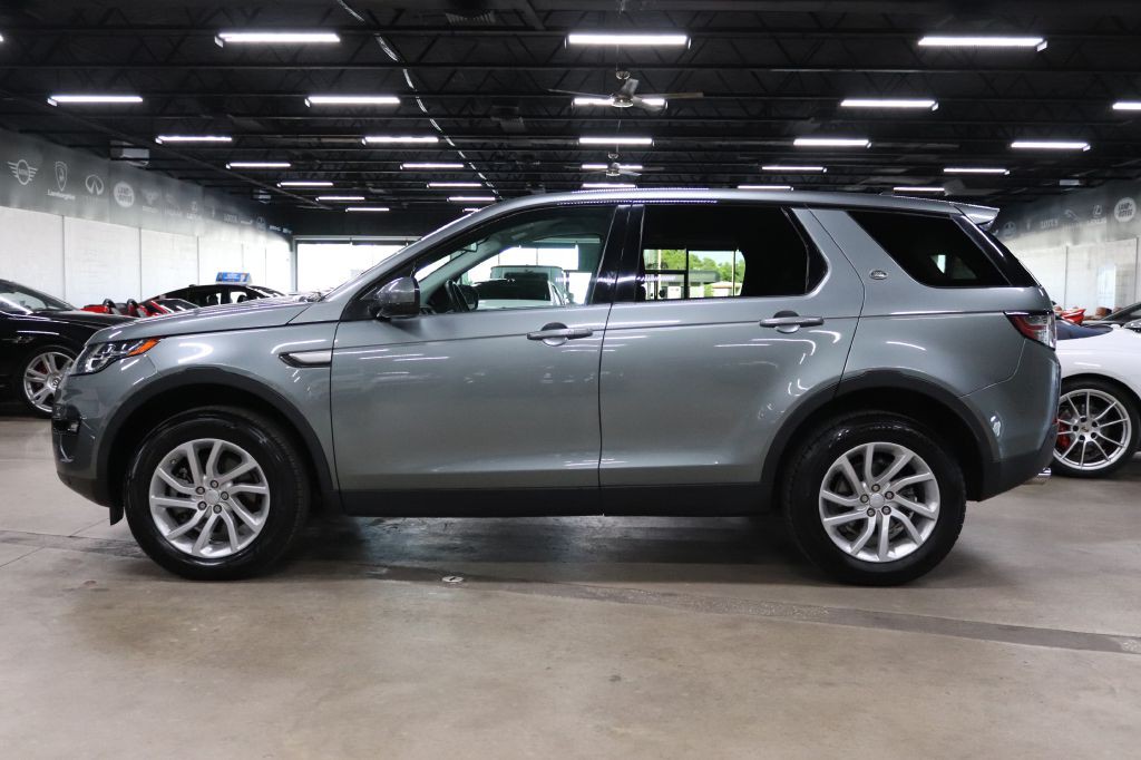 2016 Land Rover Discovery Sport Image 2