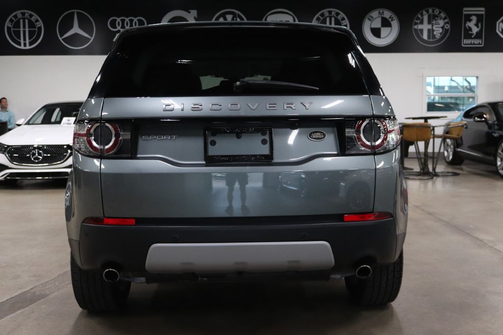 2016 Land Rover Discovery Sport Image 4