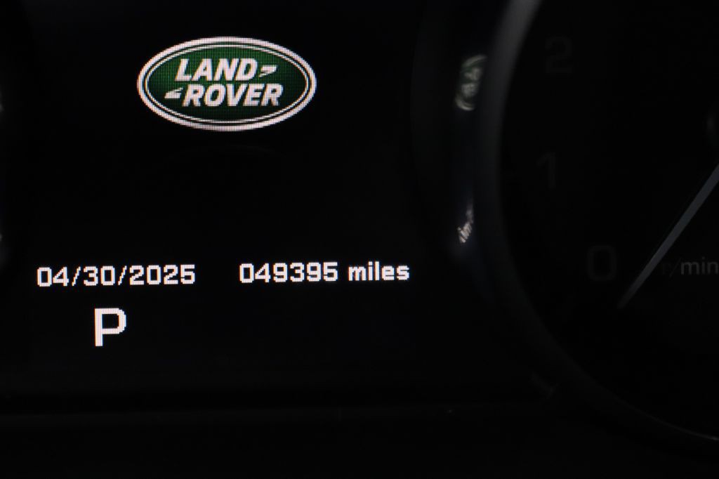 2016 Land Rover Discovery Sport Image 19