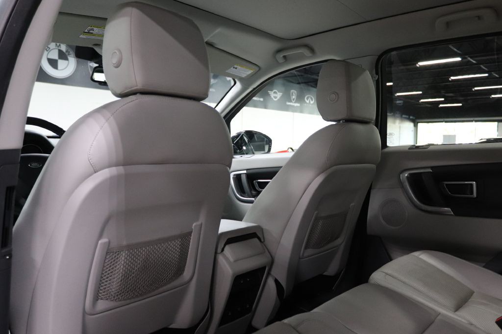 2016 Land Rover Discovery Sport Image 21