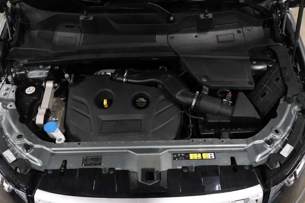 2016 Land Rover Discovery Sport Image 32