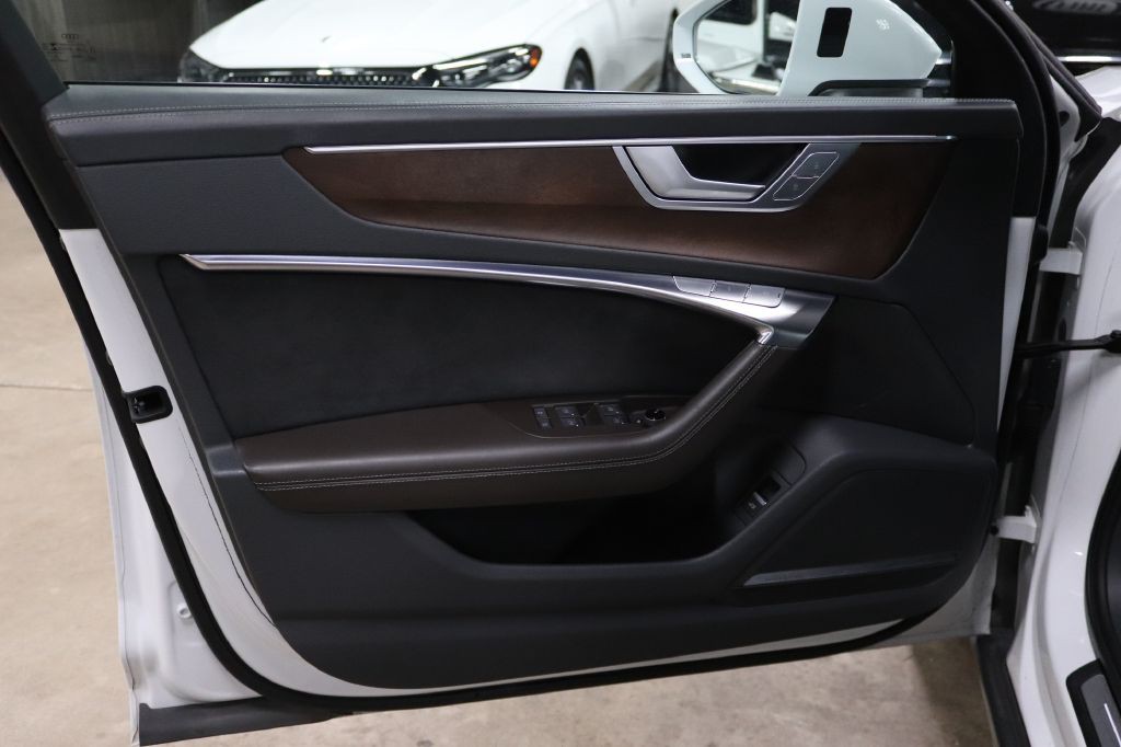 2021 Audi A6 Image 9