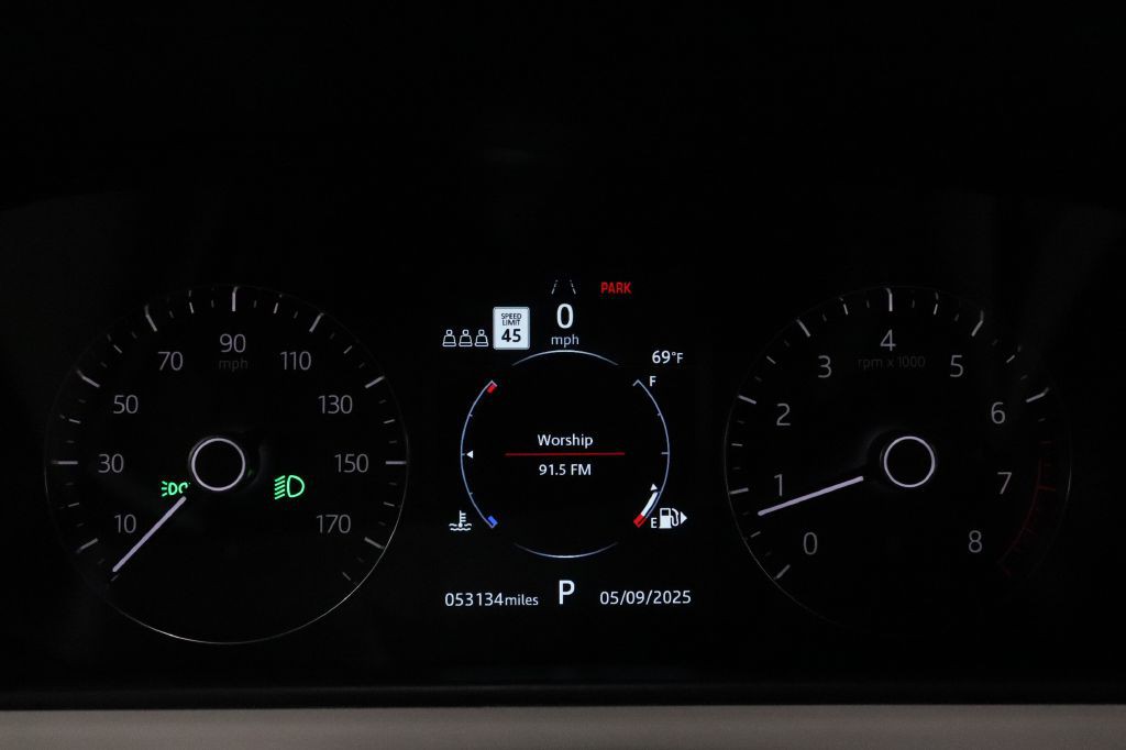 2020 Land Rover Range Rover Image 34