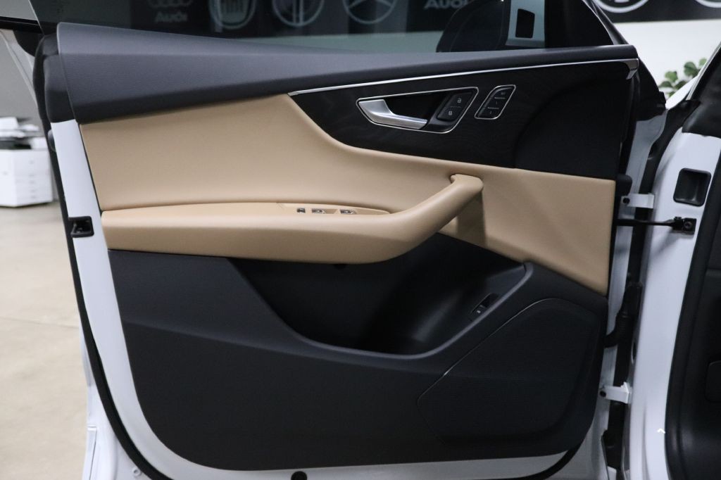 2023 Audi Q8 Image 8
