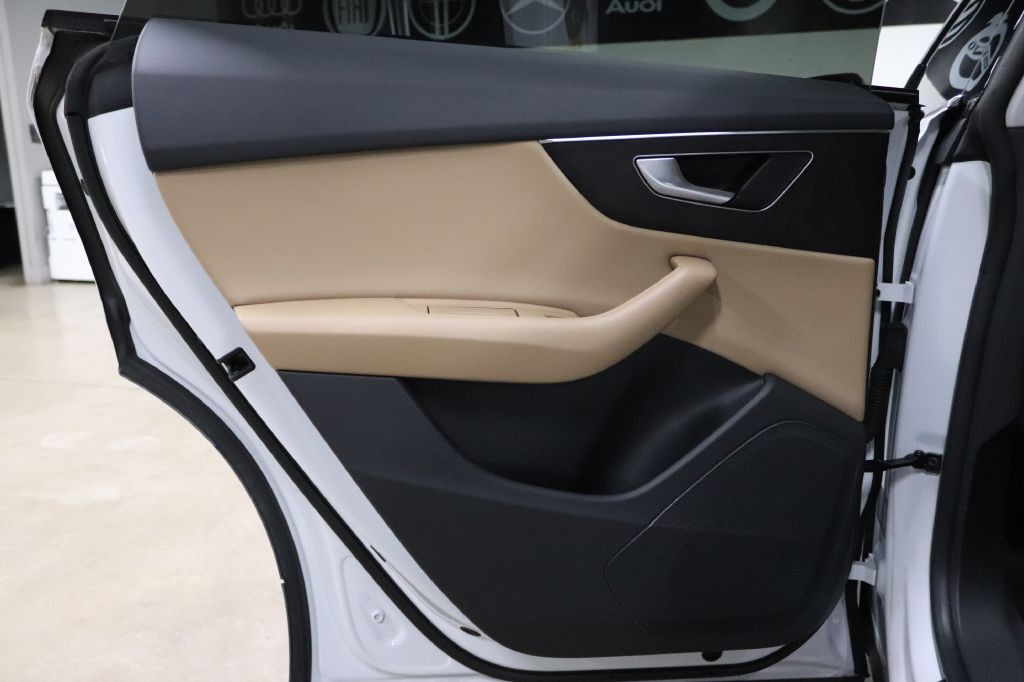 2023 Audi Q8 Image 12