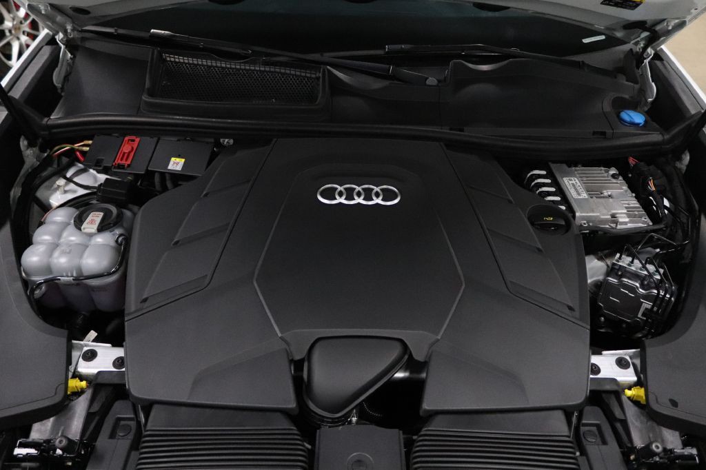 2023 Audi Q8 Image 25