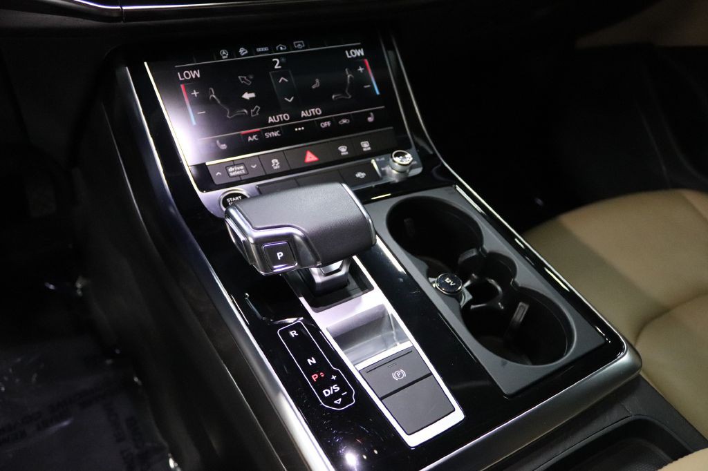2023 Audi Q8 Image 30