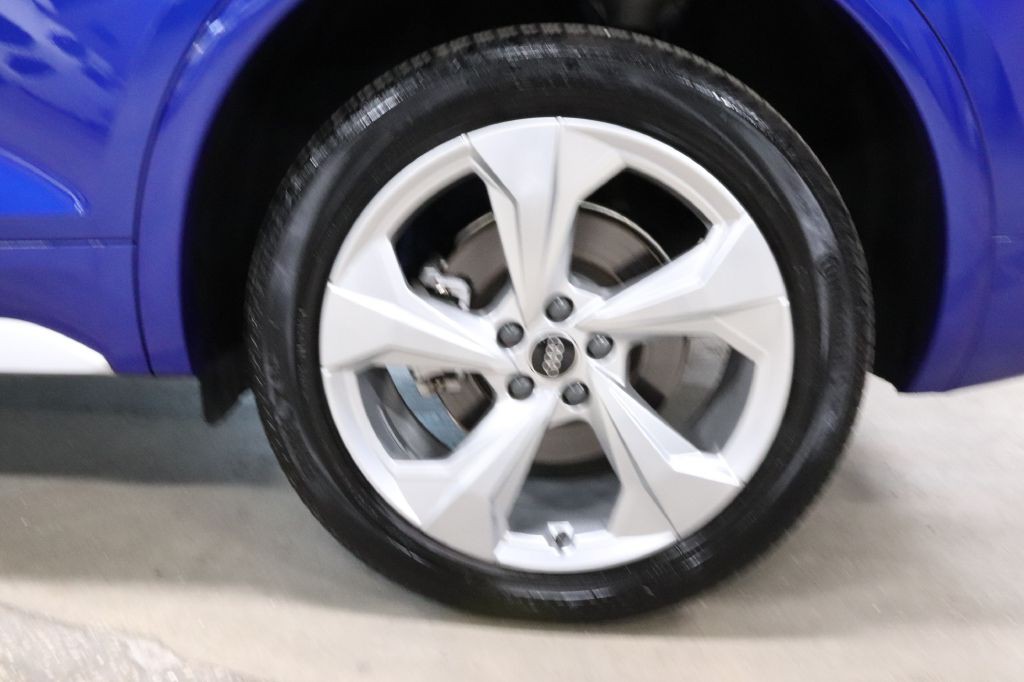2023 Audi Q5 Image 32