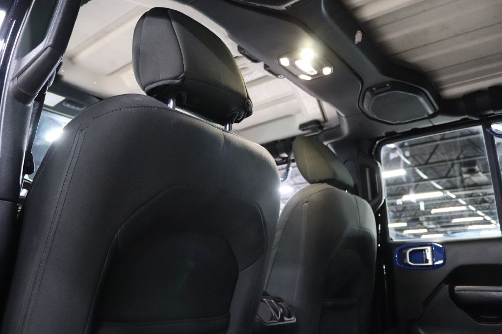 2020 Jeep Gladiator Image 21