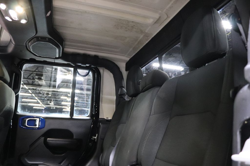 2020 Jeep Gladiator Image 22