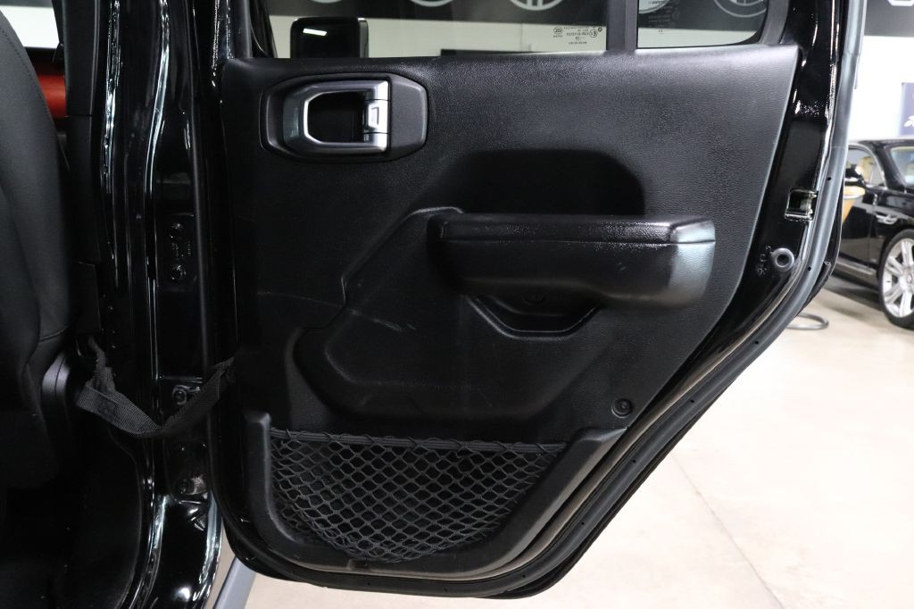 2020 Jeep Gladiator Image 17