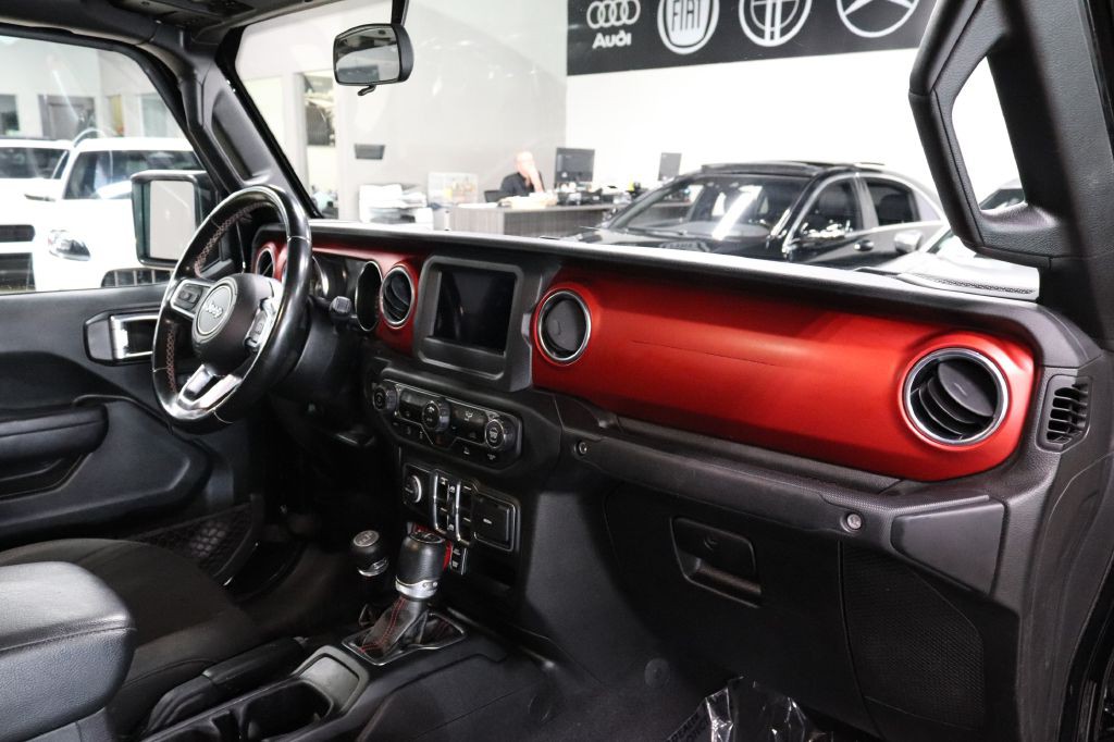 2020 Jeep Gladiator Image 24